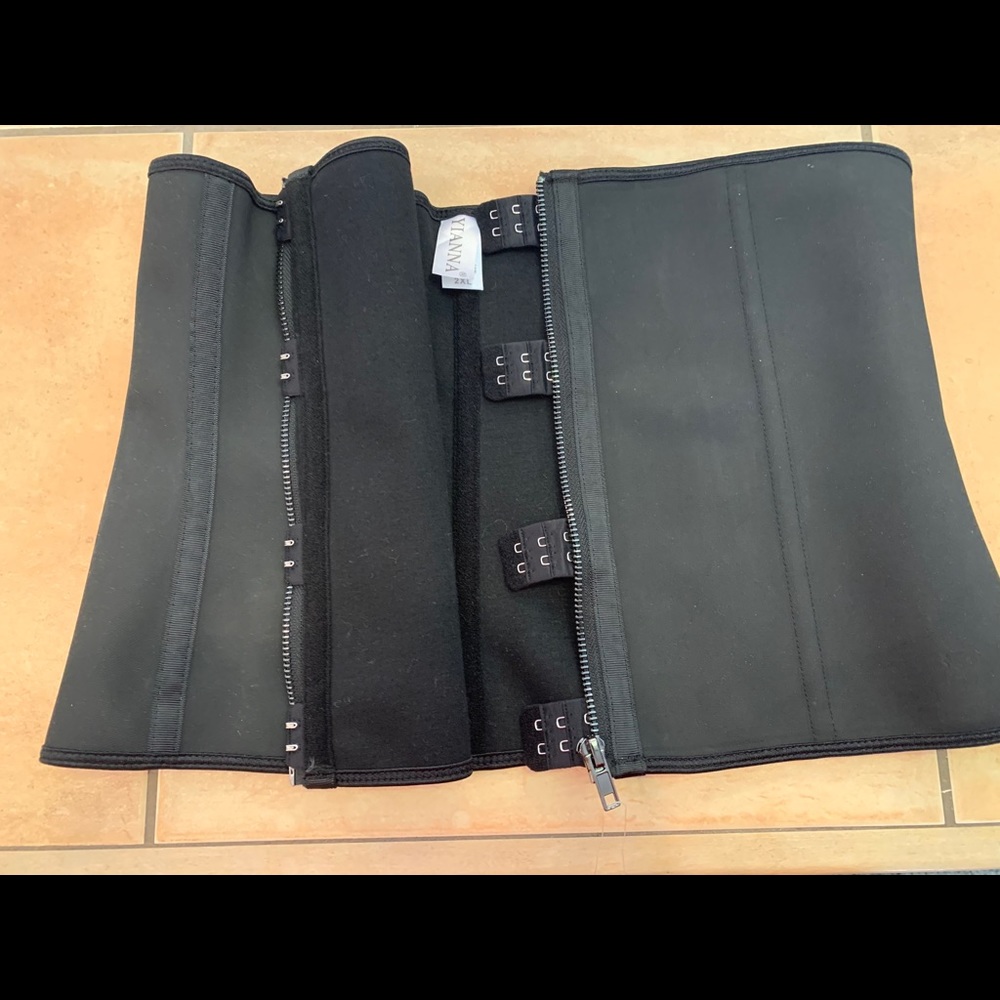 Waist trainer - Picture 3 of 5